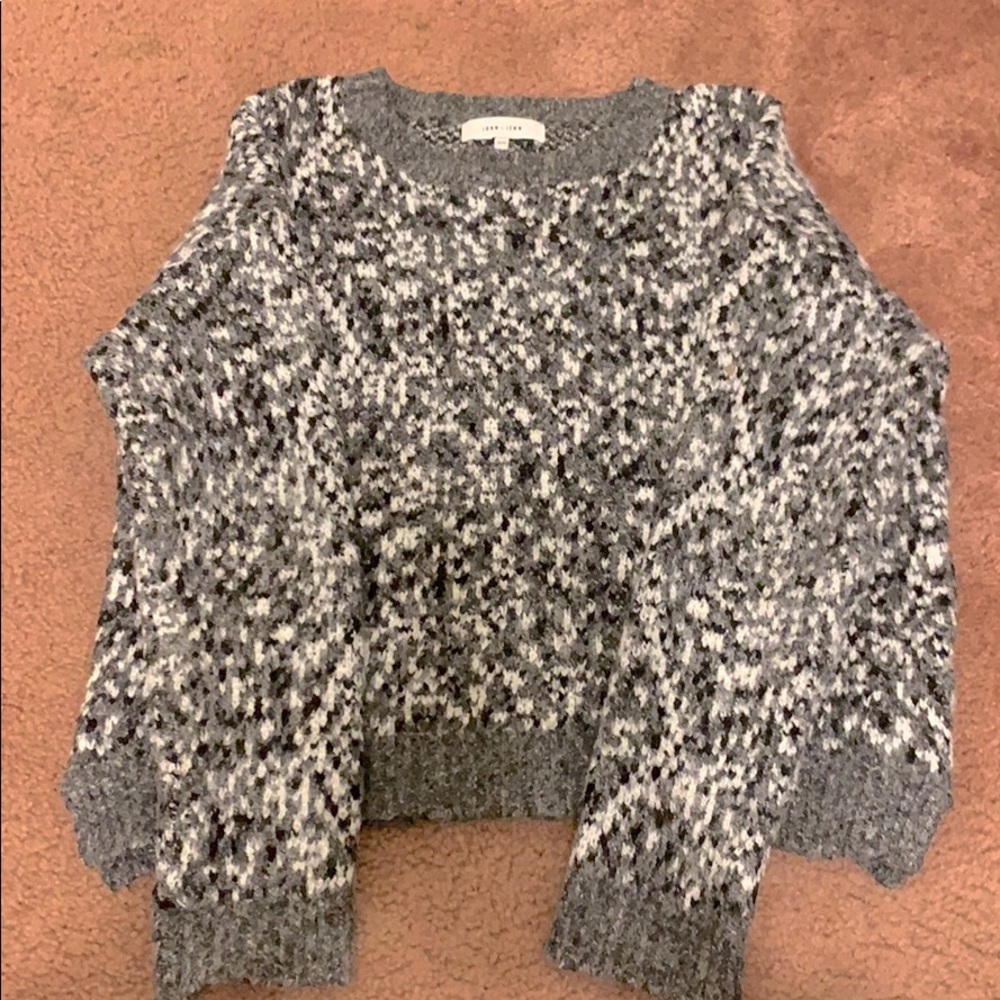 John +Jenn sweater sz M